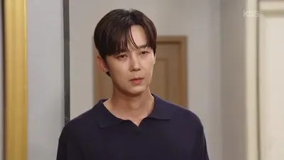 Yoon Jong-hoon se queda paralizado ante la conversación entre Jung Ho-bin y Lee Ho-jae: un presentimiento inquietante.