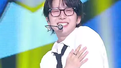 Singer Hui delivers an energetic 'BINGO' performance on music shows