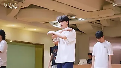 Ong Seong-wu: "Mostraré mi frescura de idol"... Crónica desde la sala de ensayos antes de su fan meeting