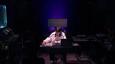 Beyond Language: The Sensory Trajectory Crafted by Electronic Musician Myaon
