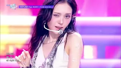 Mashiro's 'HOTLINE' performance featuring BOBBY... Maximized by immersive 8D sound