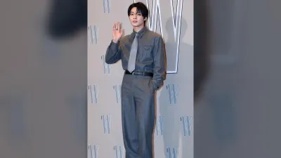 방찬, 청담동 휩쓴 데님 셋업 스타일링
