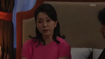 Moon Hee-kyung on the qualities of an actor: "As long as you are not a murderer or a liar"