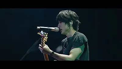 Lee Seung Yoon proves overwhelming immersion through live performance in 'Universe Vaster Than Knowledge'