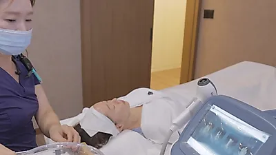 엄지원, 10년 넘게 이어온 '내돈내산' 관리 비결은? 두피부터 몸매까지