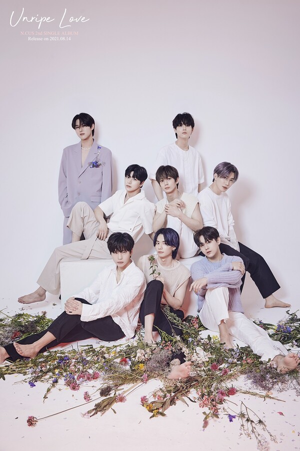 엔쿠스, 새 싱글 ‘Unripe Love’ 콘셉트 포토 공개. “눈부신 비주얼”