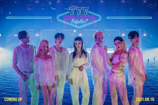 777(트리플세븐), 데뷔곡 ‘PRESENTE’ 단체 이미지 공개. “독보적 존재감”