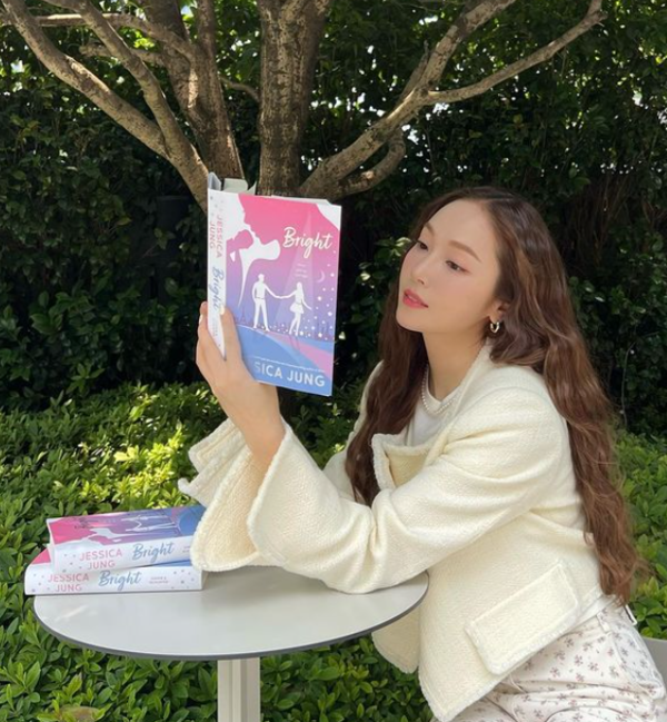 제시카, 소설에서 소녀시대 저격? 해외 팬들 제보