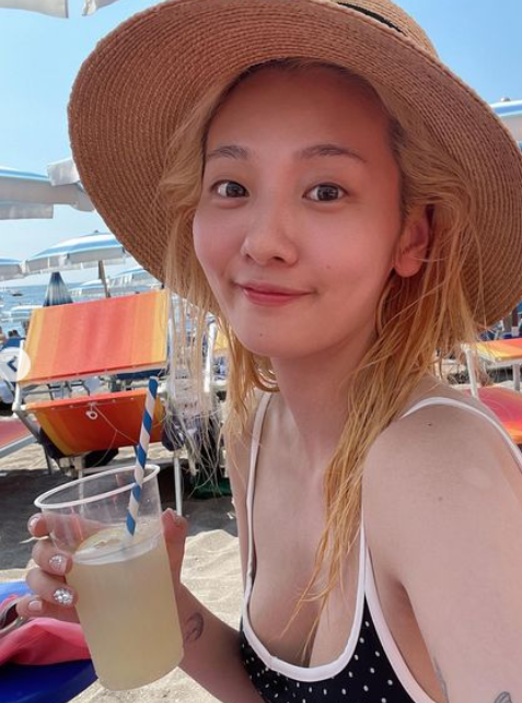 '볼사' 안지영, 과즙미+볼륨감 넘치는 수영복 인증샷