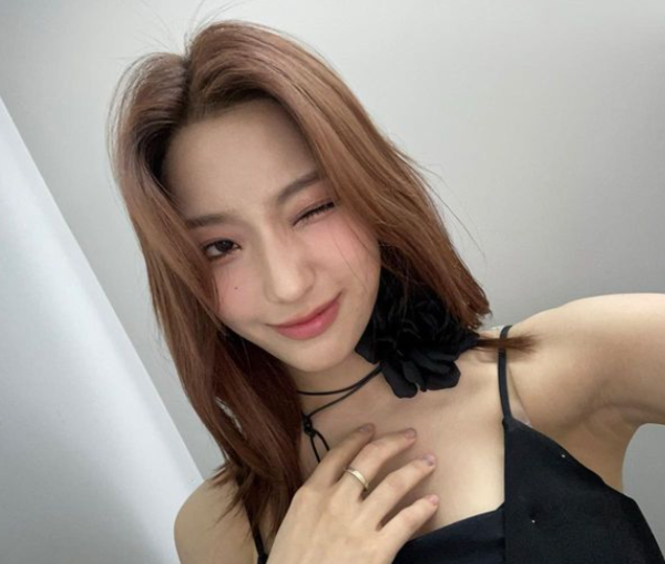 프로미스나인 새롬 인스타그램