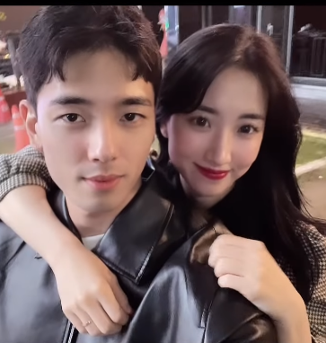 배동성 딸 배수진, 이혼 후 만난 남친과 '3주년' 투샷