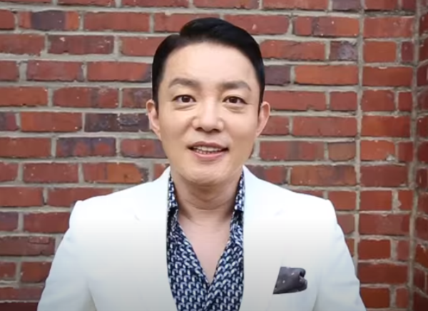 이범수 갑질 의혹에 측근 "열정과 기준치가 높은 탓"